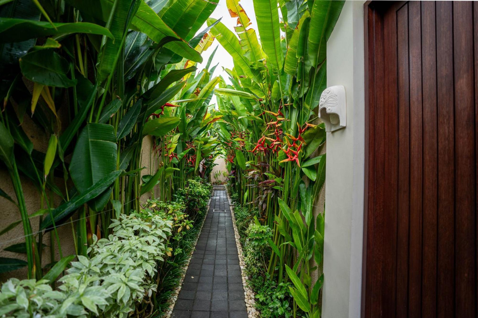 Focus On 4 Seminyak Exterior foto